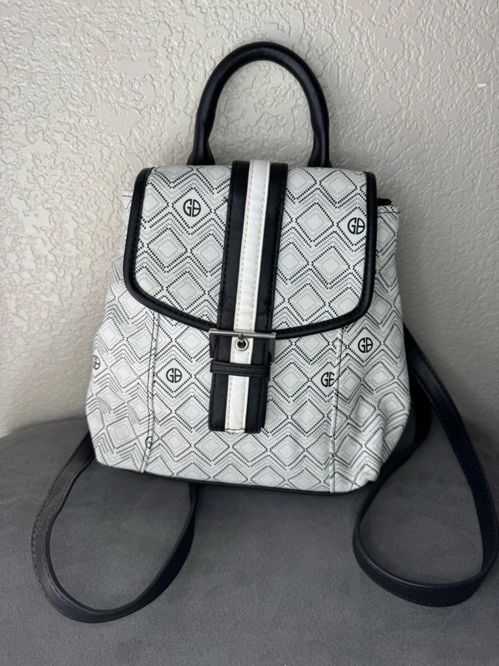 Giani Bernini Mini Backpack Convertible Crossbody Black White Logo Bag - Picture 2 of 12